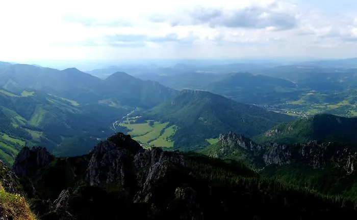 Деревянный коттедж Chata Polovica Терхова